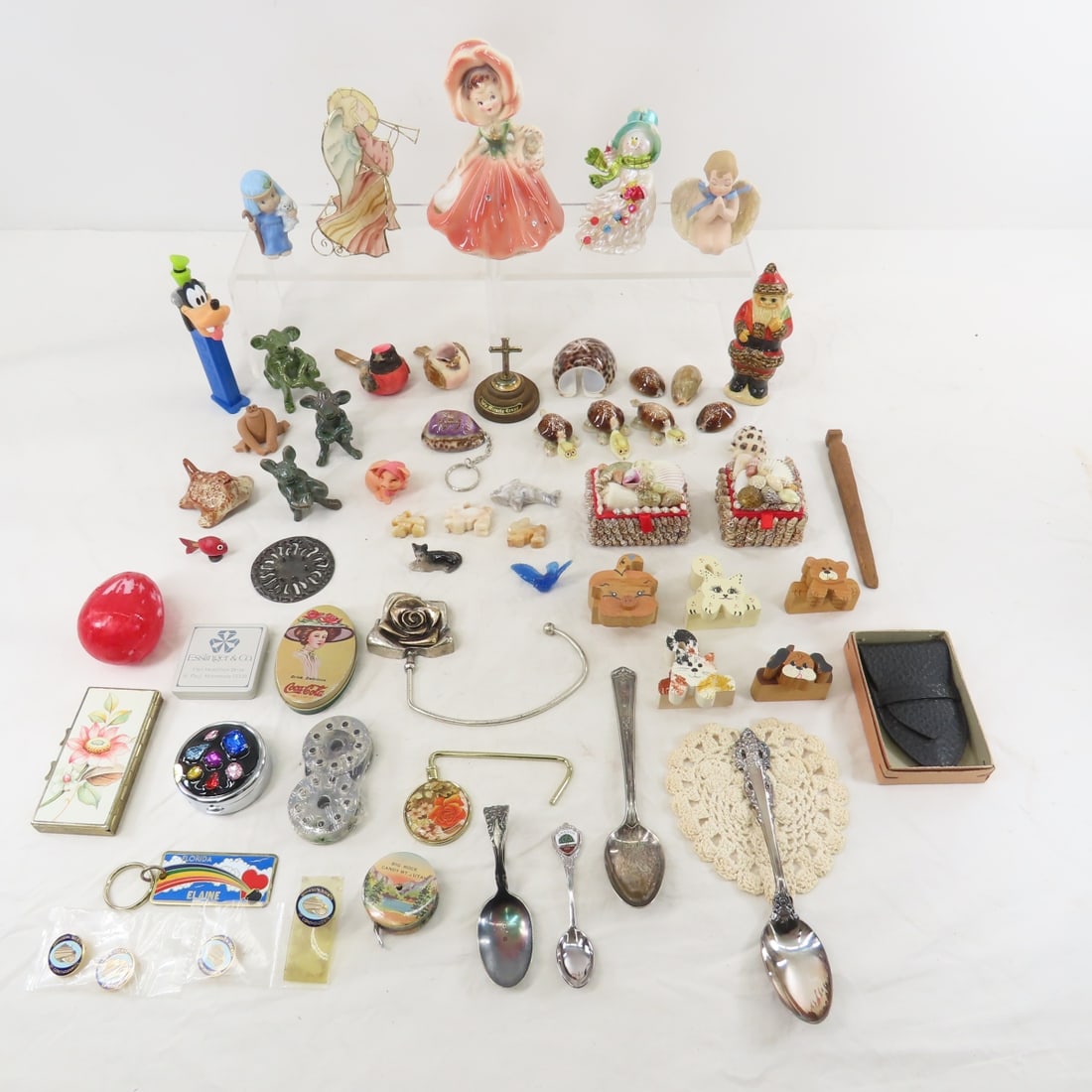 Shell Boxes, Shelf Sitters, Figurines & Smalls (1 of 13)