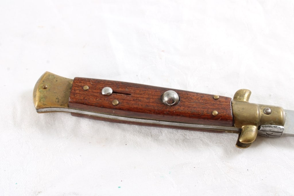 Unbranded Automatic Knife - 2