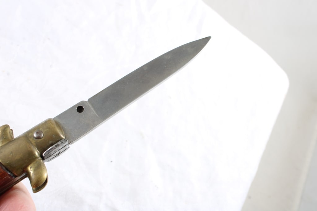 Unbranded Automatic Knife - 8