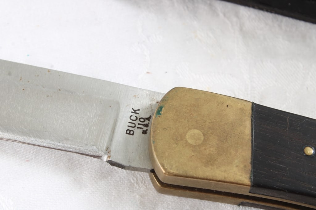 Buck Folding Lock Blade #110 Knife - 2