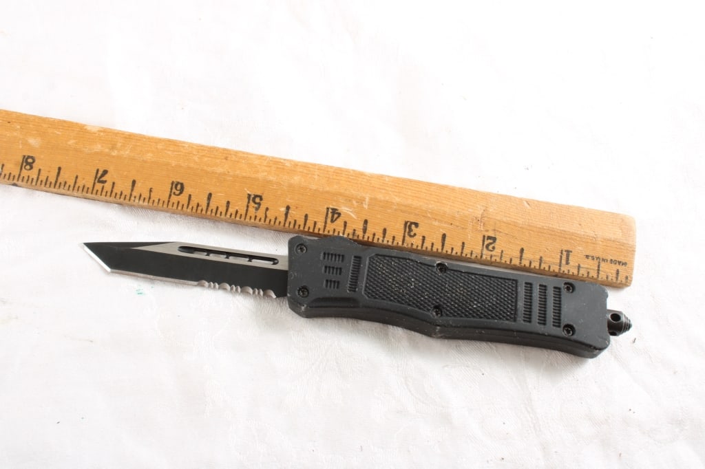 Tactical Automatic Knife - 4