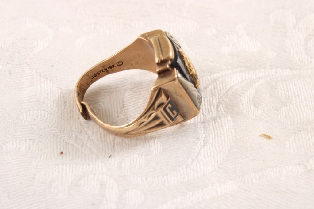 10kt Gold Class Ring Jostens Scrap - 2