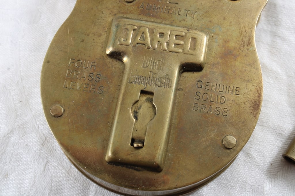 Admiralty Brass Padlock w/Keys Works Great - 5