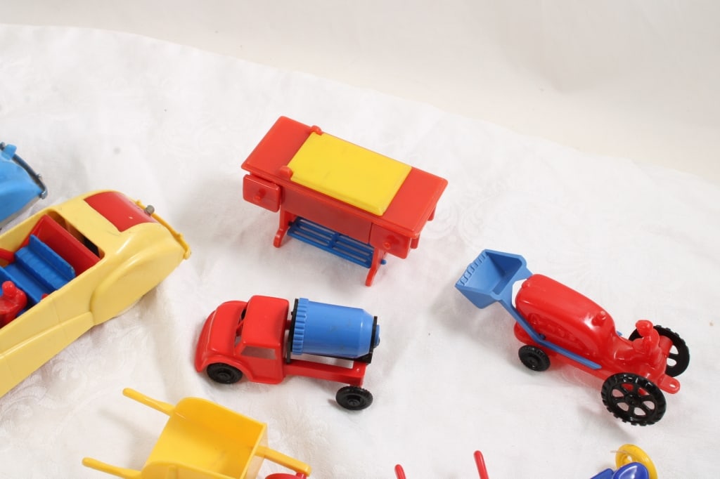 Renwal Plastic Cars, Trucks, Doll House Furniture - 6