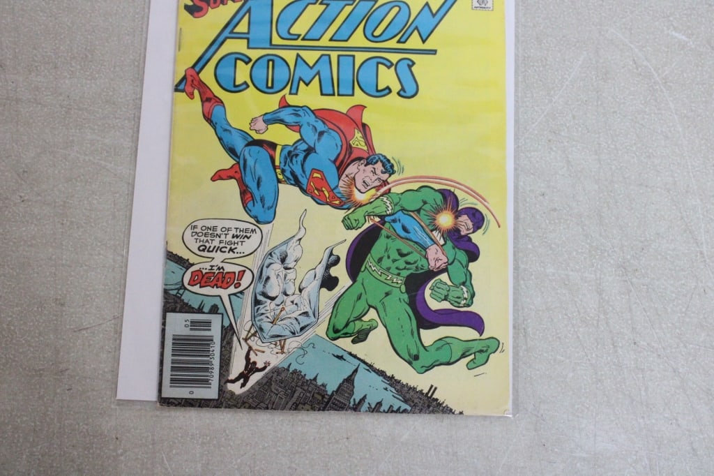 5 DC Comic Books - 10