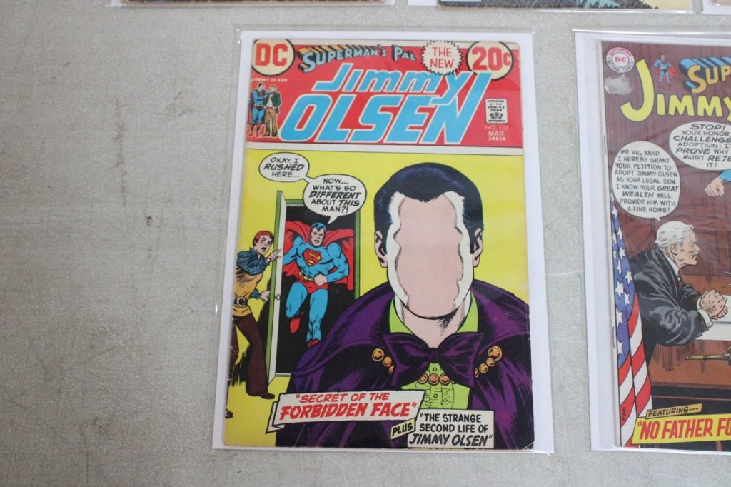 5 DC Comic Books - 2