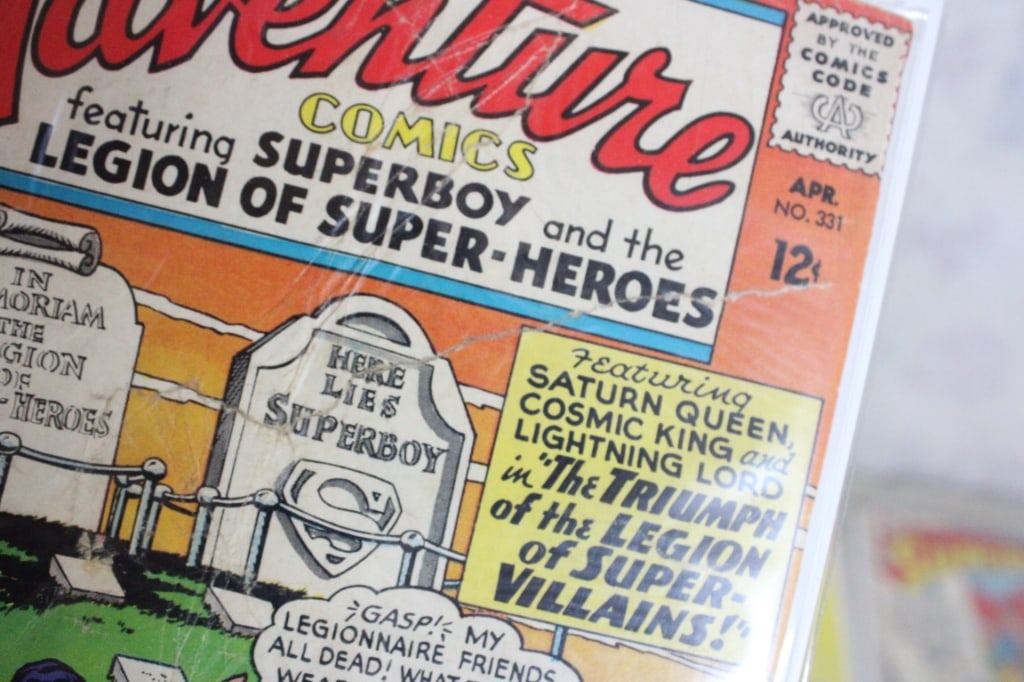 5 DC Comic Books - 7