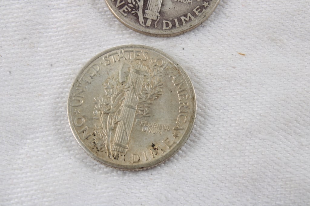 5 Silver Dimes & Confederate token - 16