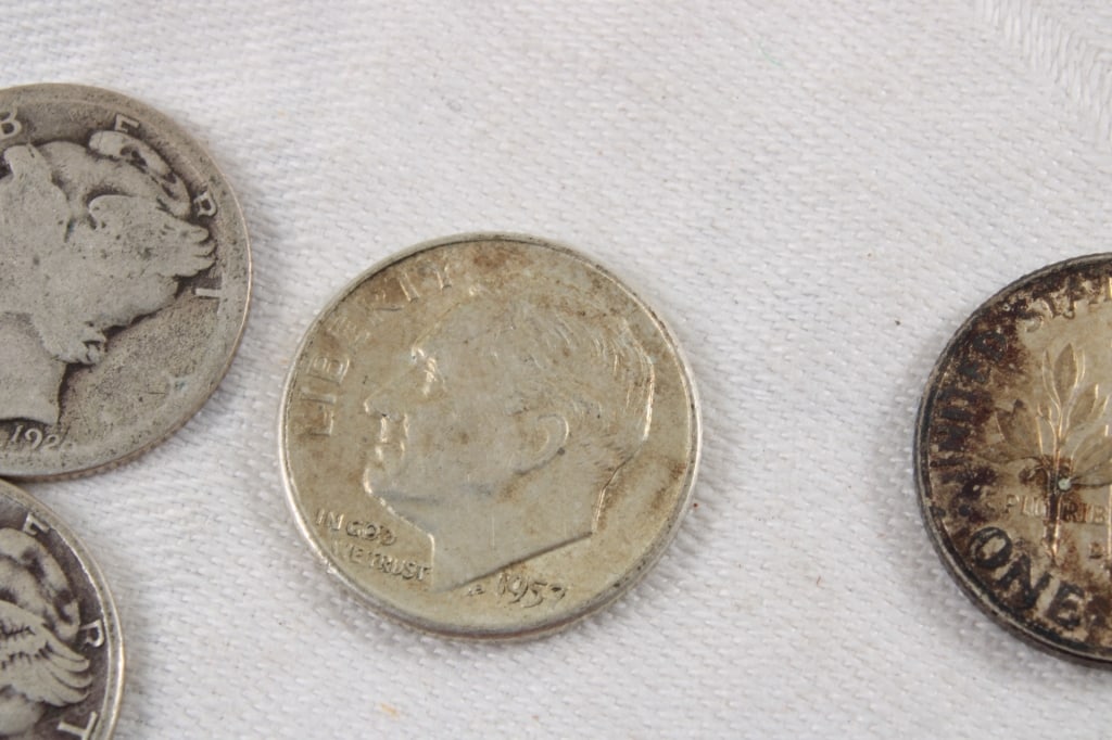 5 Silver Dimes & Confederate token - 9