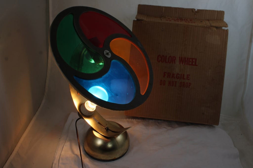 Vtg. Color Wheel for Aluminum X-mas Tree Works - 5