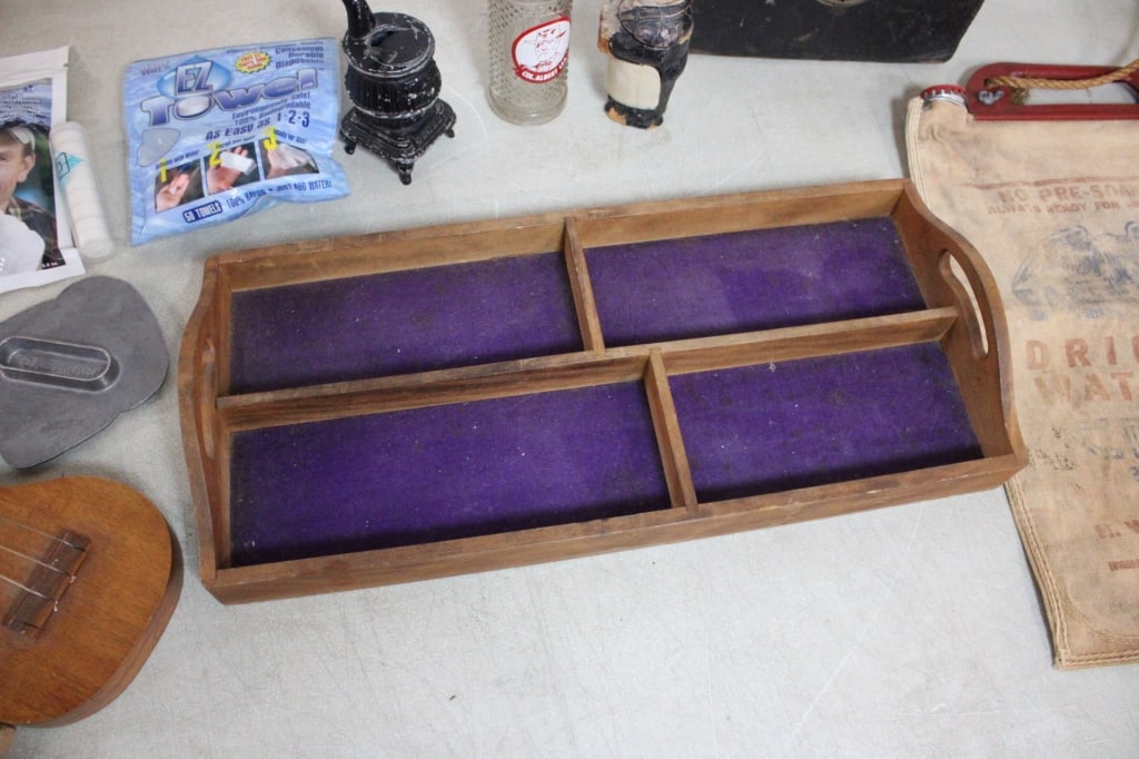 Ukulele, Toast Press, Water Bag, Copenhagen Holder - 18