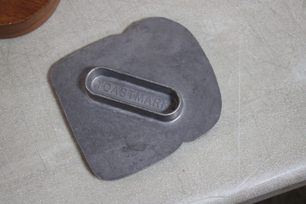 Ukulele, Toast Press, Water Bag, Copenhagen Holder - 8