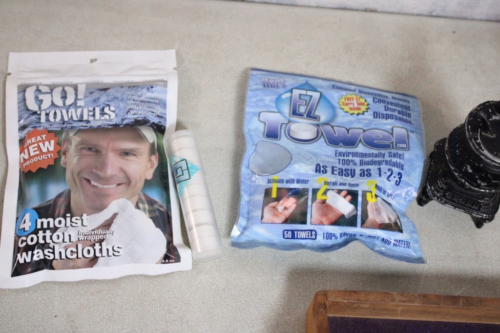 Ukulele, Toast Press, Water Bag, Copenhagen Holder - 9