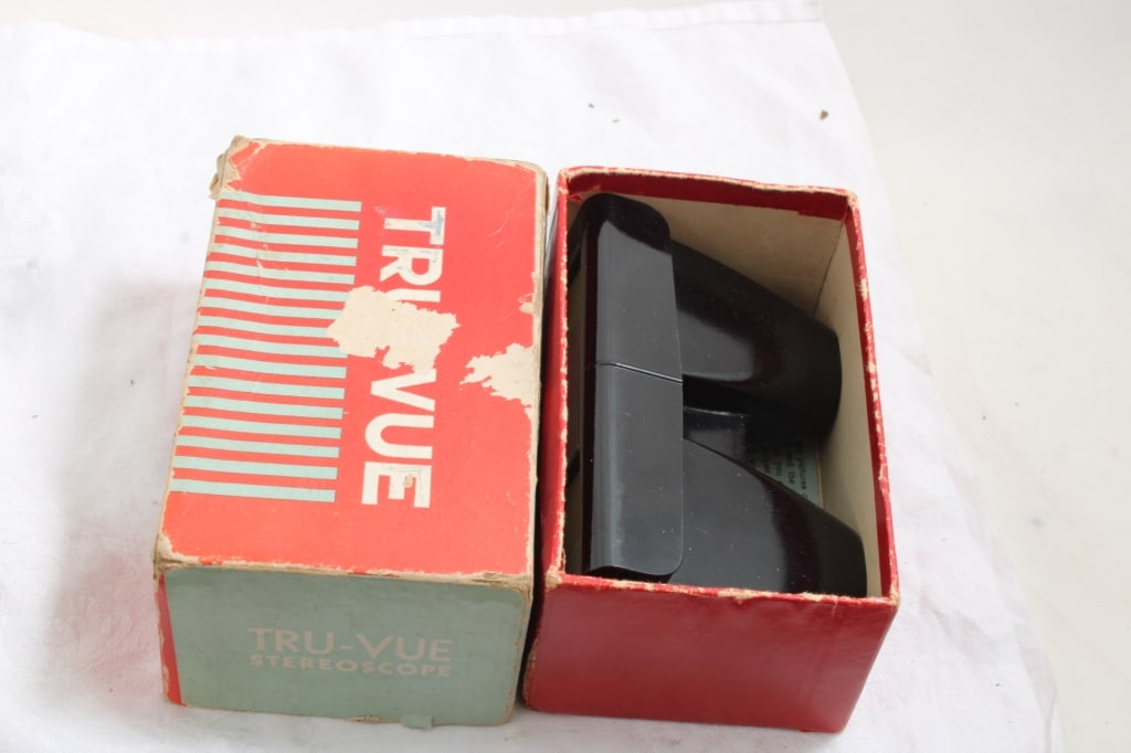 Cribbage Boards, Tru Vue Viewer, Cards, Bells - 11