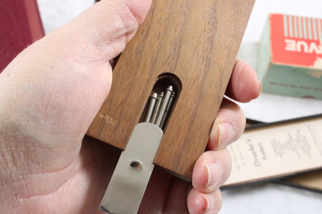 Cribbage Boards, Tru Vue Viewer, Cards, Bells - 17