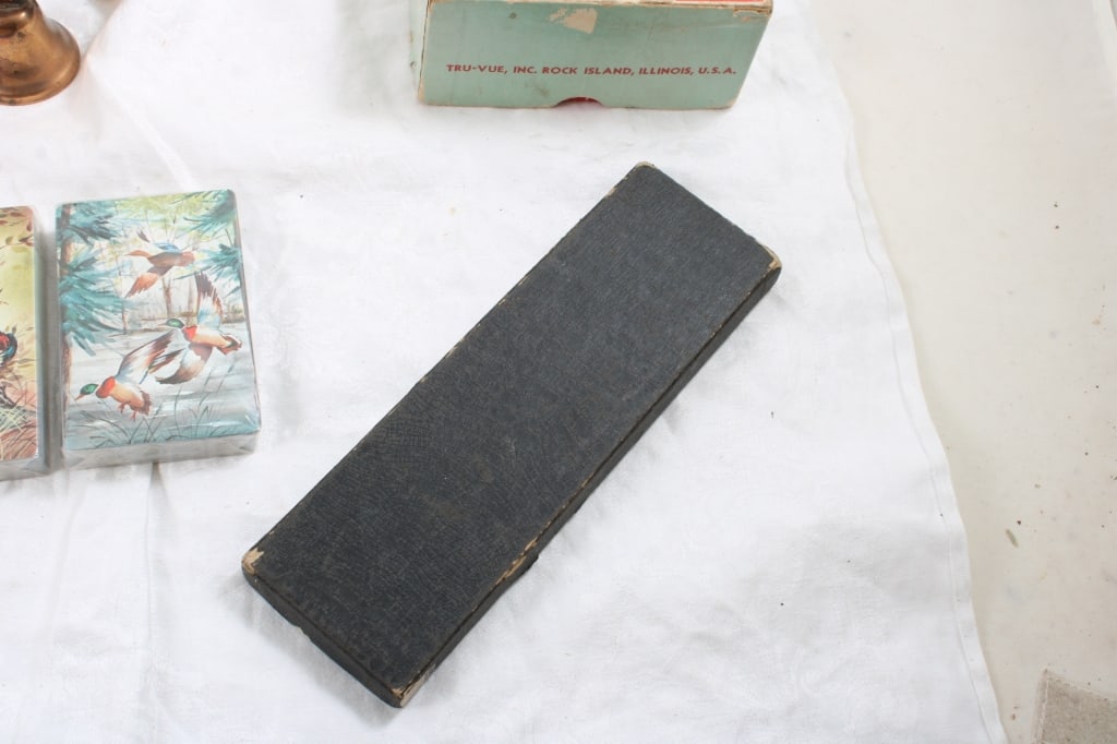 Cribbage Boards, Tru Vue Viewer, Cards, Bells - 18