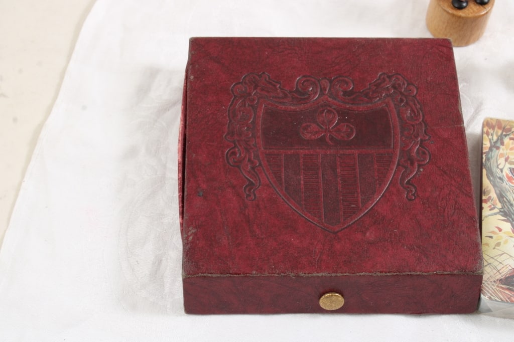 Cribbage Boards, Tru Vue Viewer, Cards, Bells - 2