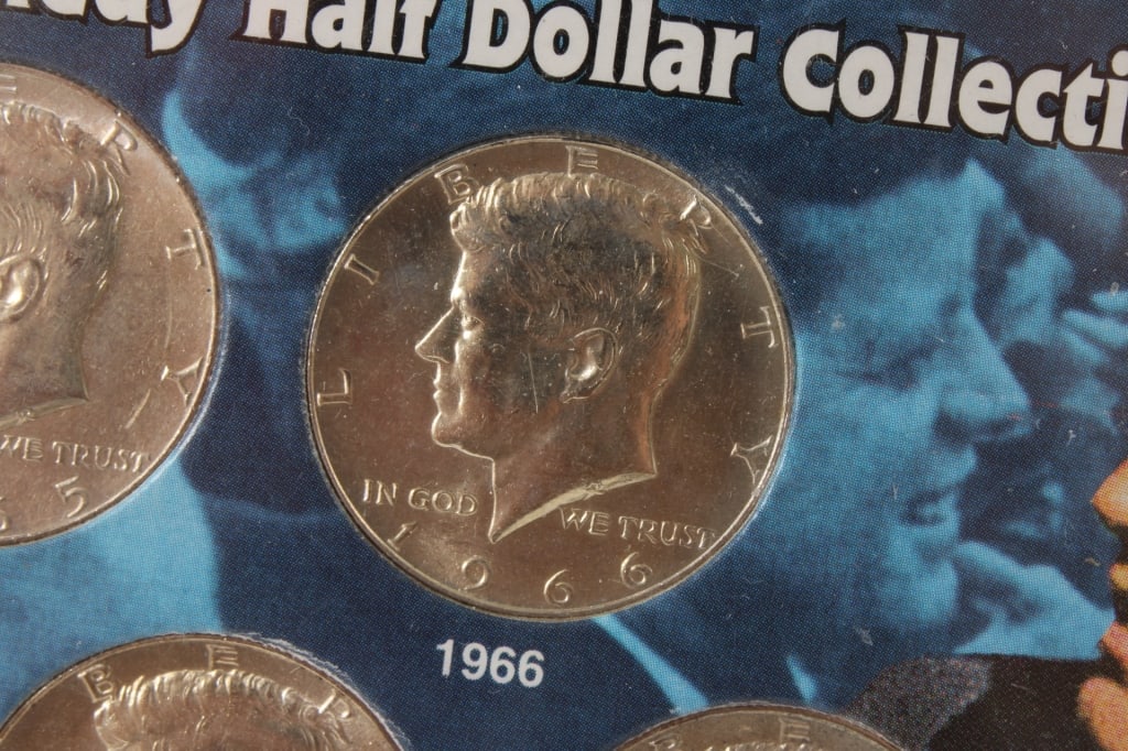 Set of 5 Kennedy Half Dollars Encased - 4