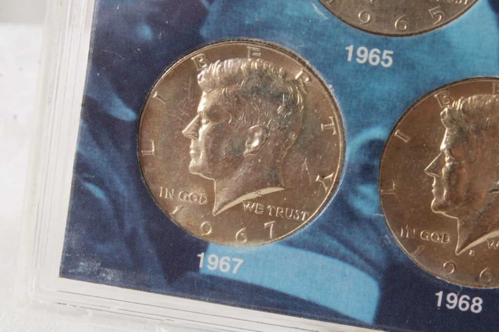 Set of 5 Kennedy Half Dollars Encased - 5