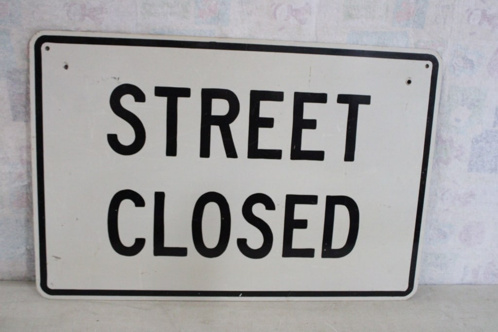 Vintage Street Closed Heavy Aluminum Sign (1 of 7)