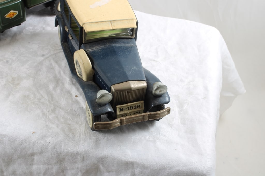 3 Tin Friction Army, Water Truck, Car Made Japan - 19