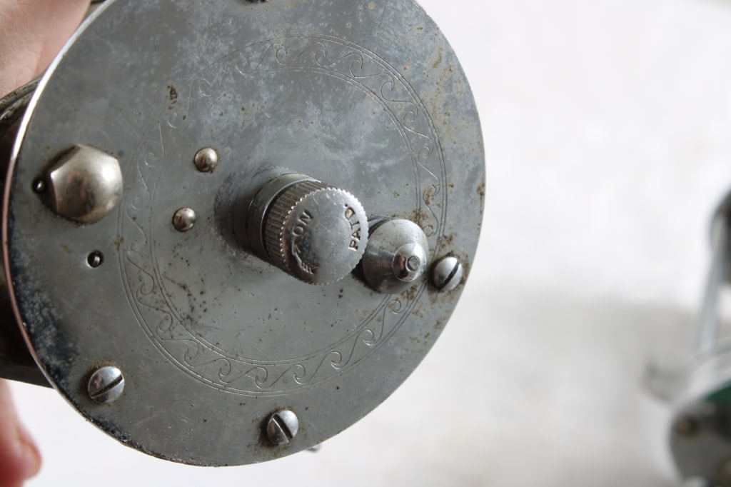 3 Vintage Fishing Reels - 4