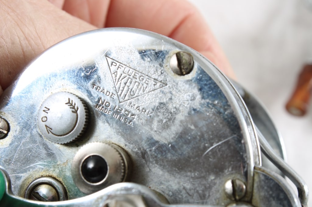3 Vintage Fishing Reels - 6