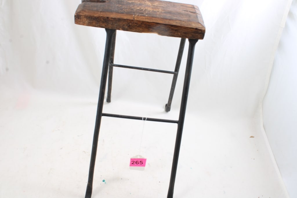 Folk Art Pendulum Balance Saw Man Lumberjack - 8