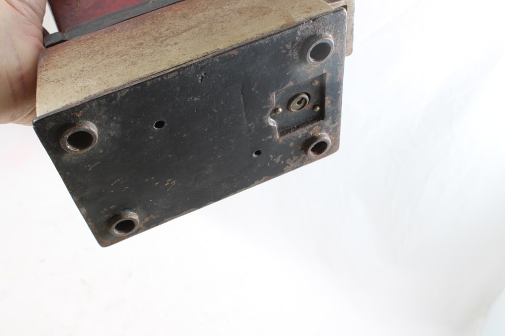 Ohio Blue Tip Matches Coin-Op Vending Machine - 8