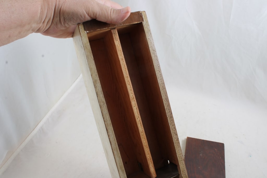 Universal Wood Matchbook Vending Machine 1 Cent - 6