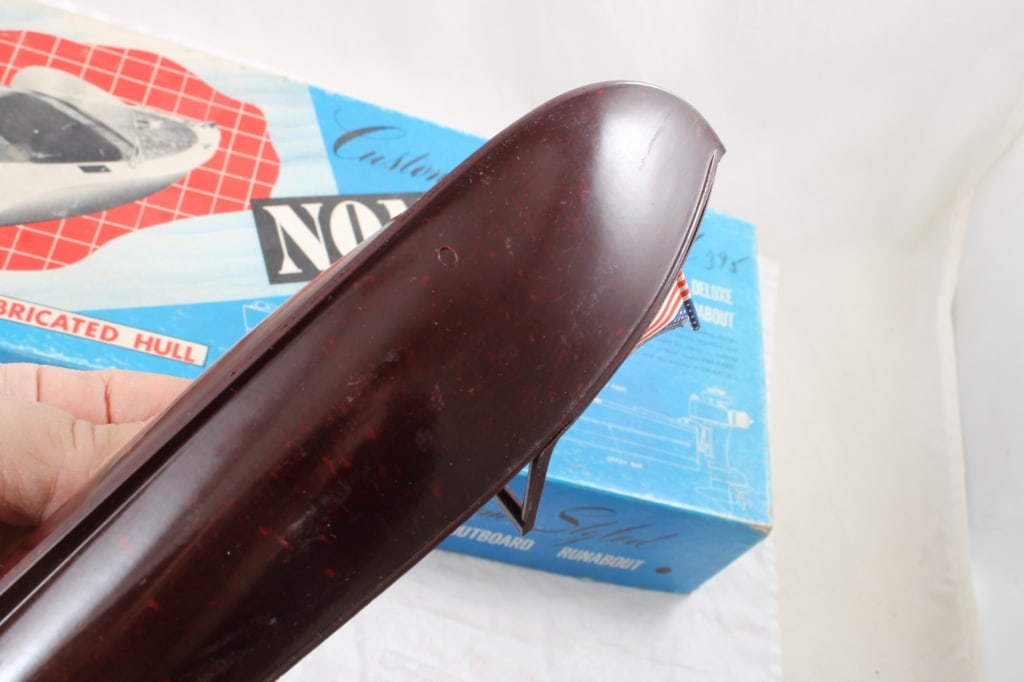 Monarch Nomad Runabout Model, Rubber Band Boat - 4