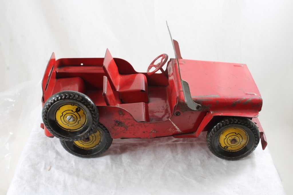 Marx Willy's Pressed Steel Jeep - 4
