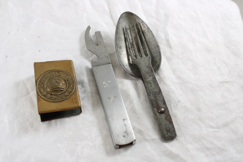 WWI German Trench Art Match Safe, Mess Utensils: WWI German Trench Art Match Safe, Mess Utensils - German Soldier Mess Utensils with Insignia in German God With Us. 8 Oz. Lot Size 7" x 3" x 3". Photos are part of description (Live Auctioneers