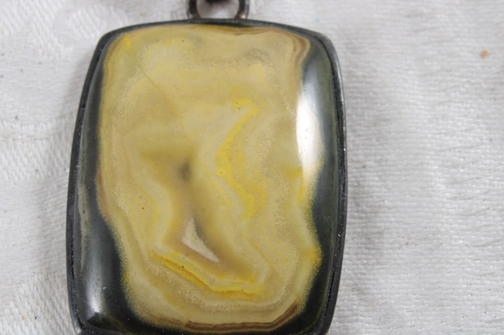 Bumble Bee Jasper & Sterling Pendant 18.8 Grams - 2
