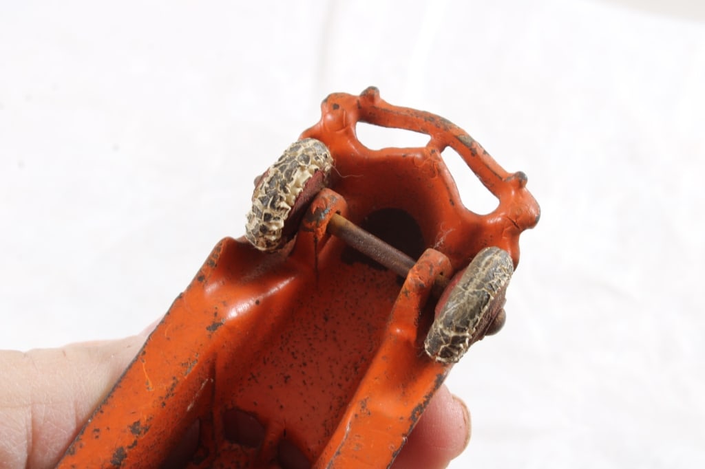 Hubley Cast Iron Tow Truck #2234 - 7