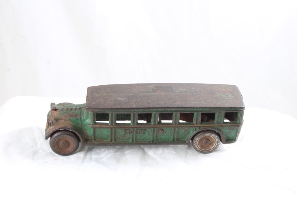 Arcade #110 Cast Iron Safety Coach Bus 1920's (1 of 16)
