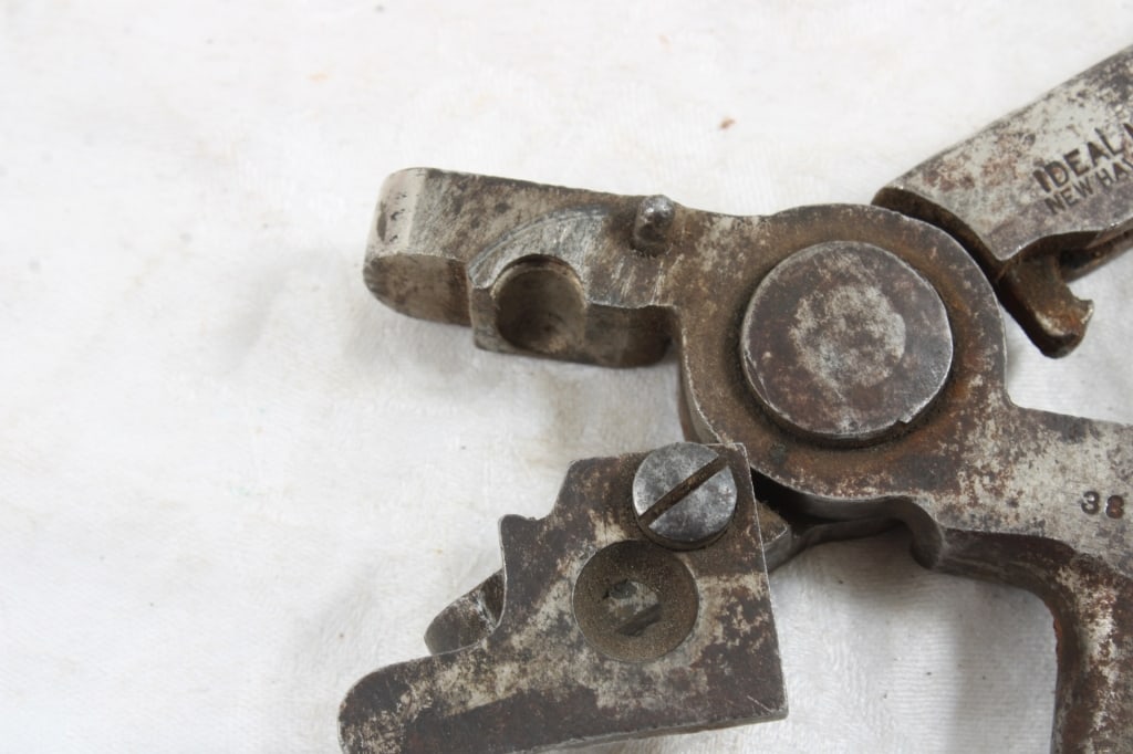 Ideal Manufacturing 38 Cal. S&W Bullet Mold - 8