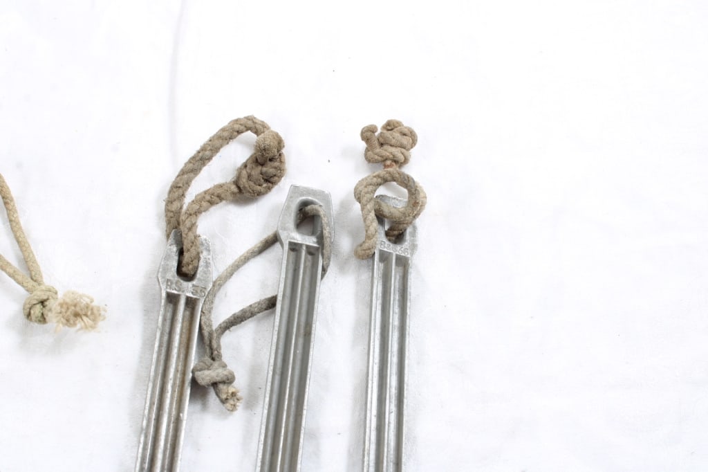 WW2 German Tent Stakes 3 Steel, 3 Aluminum - 10