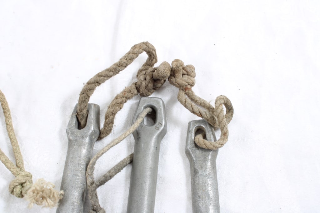 WW2 German Tent Stakes 3 Steel, 3 Aluminum - 6