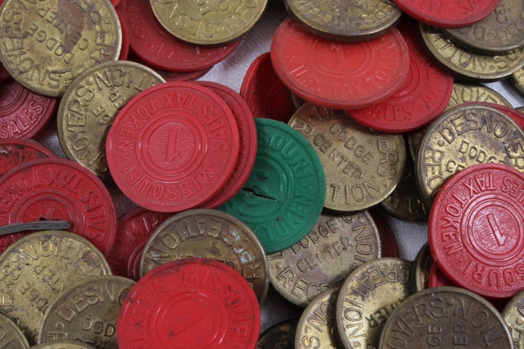 Minnesota Metal Tokens, Missouri Plastic Tokens - 5