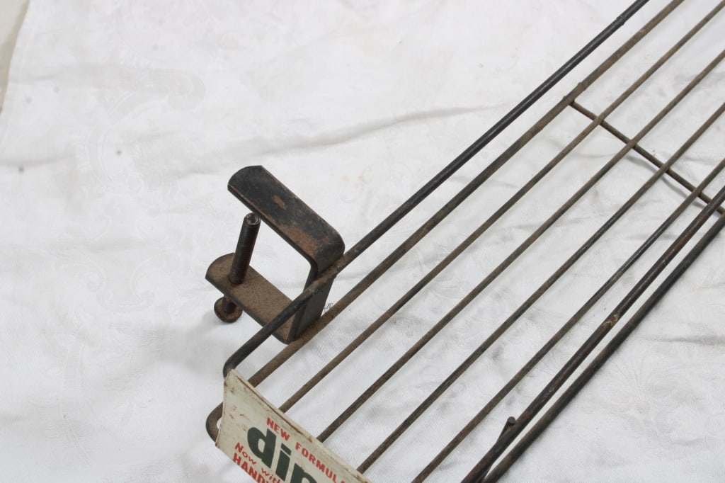 Dip-It Pour Spout Store Display Rack - 3