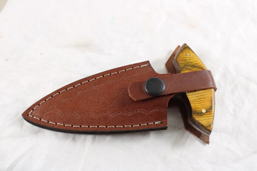 Custom Made Damascus Fixed Blade Knife w/Sheath - 7