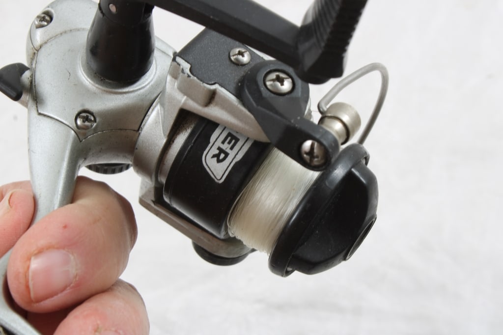 9 Vintage Fishing Reels - 20