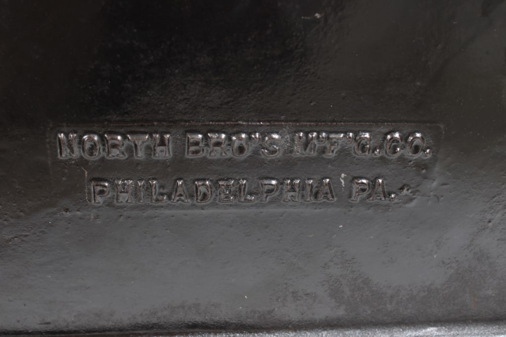 1880 CROWN Cast Iron Fluter - 12