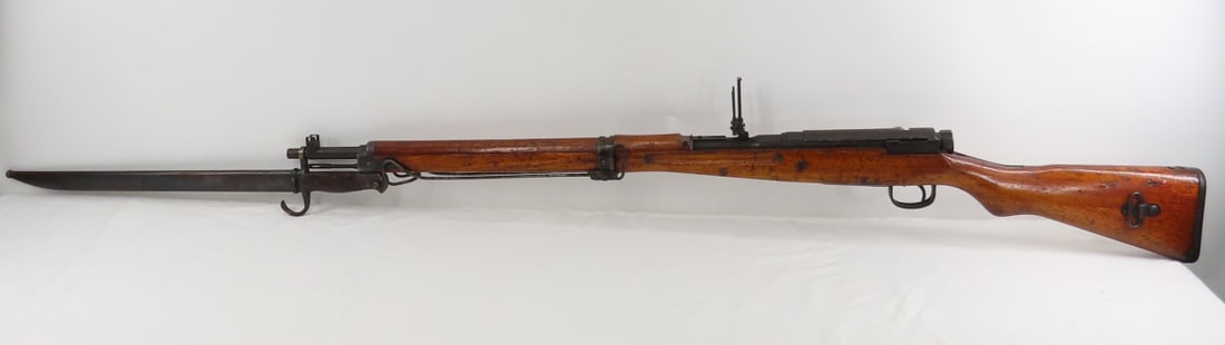 Type 99 Arisaka Anti-Aircraft 7.7 Rifle & Bayonets - 4