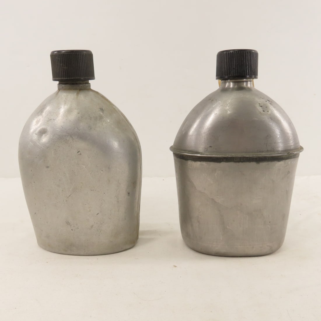 WWII US Military Canteens, Covers, Mess Kits - 9