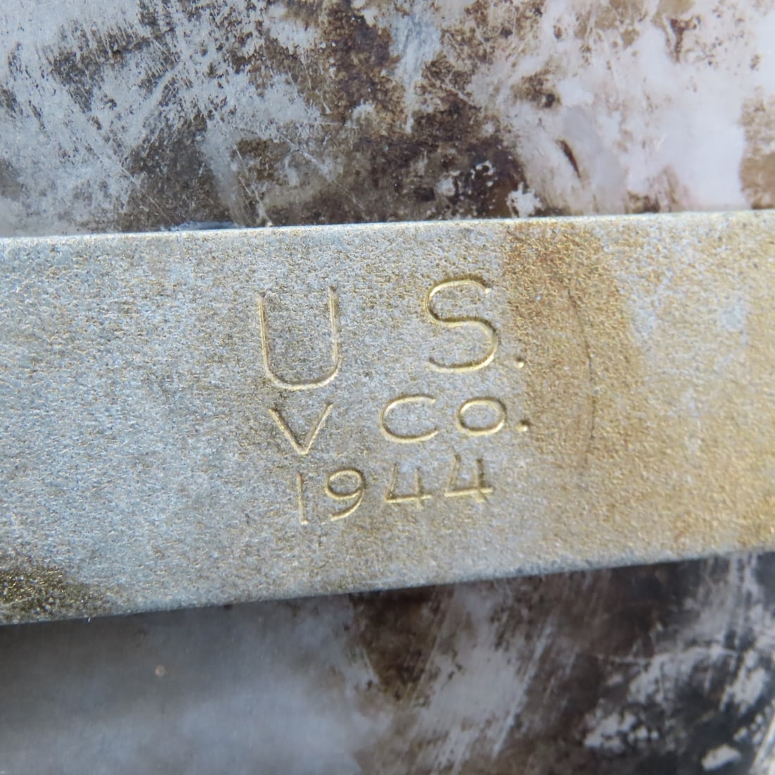 WWII US Military Canteens & Covers - 10