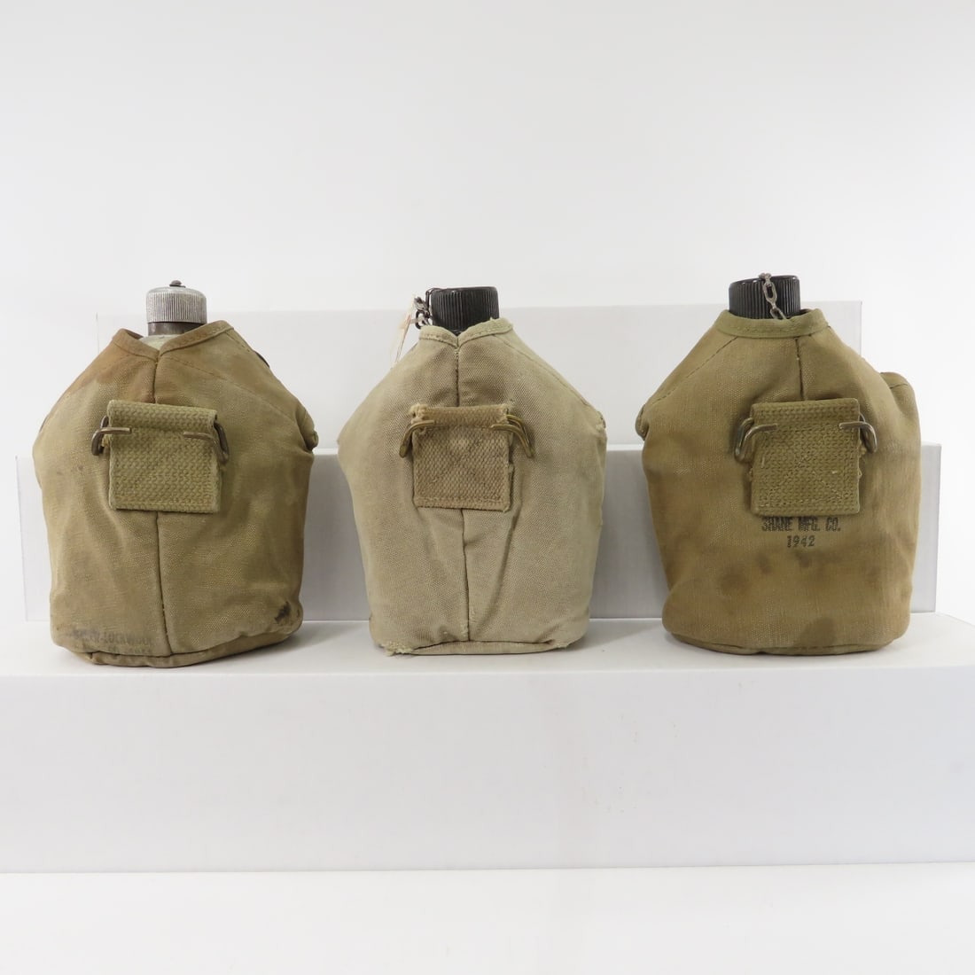 WWII US Military Canteens & Covers - 3