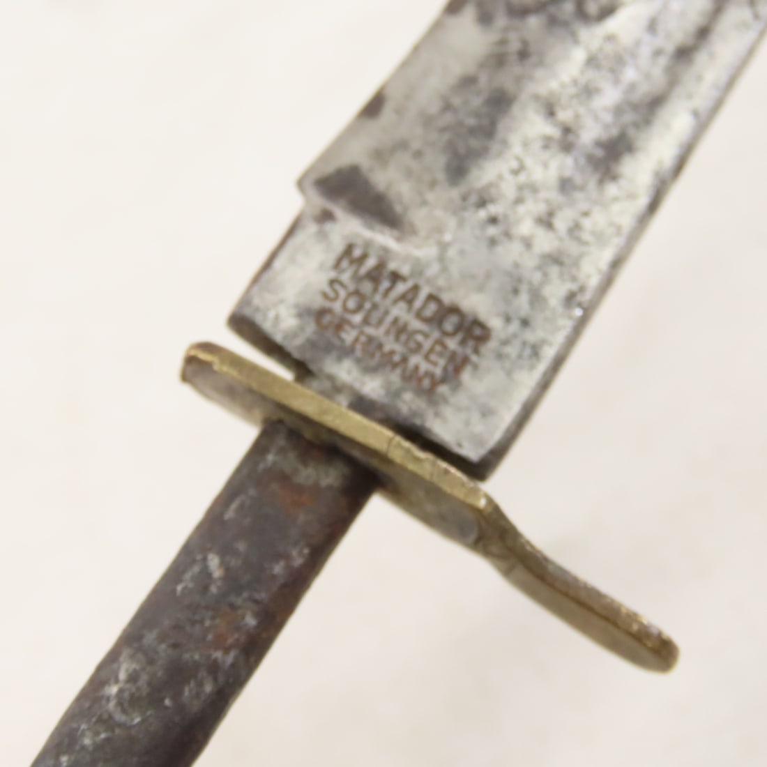 Military Insignia, WWI & newer, US & German, coins - 4