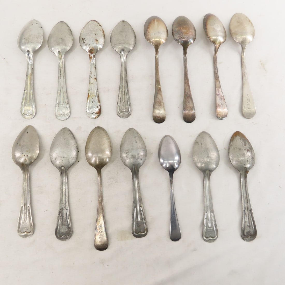 US Military Silverware in plastic tray - 15